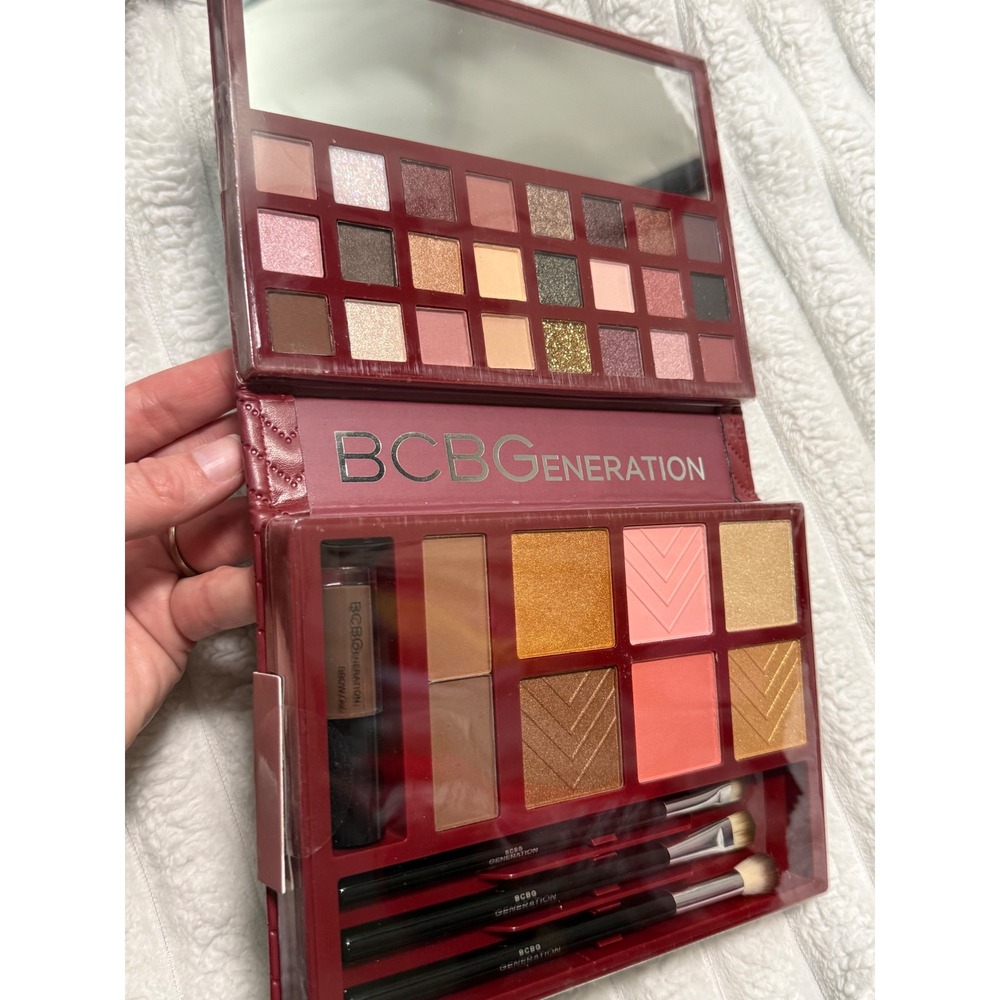BCBGeneration 36 Pc Total Face & Eye Palette Makeup Kit Burgundy Quilted Case - Picture 6 of 8